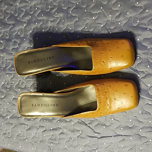 Bandolino chunk heel mules size 10 - Picture 2 of 7